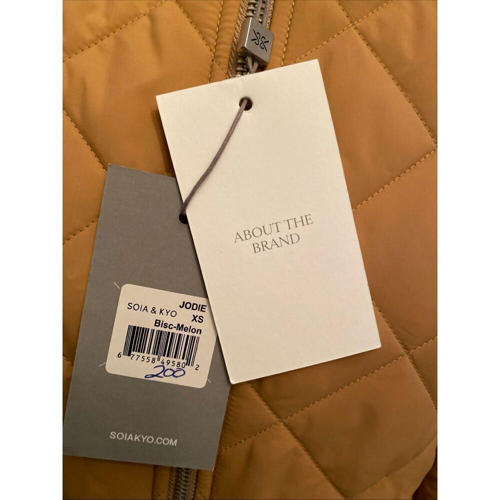NWT Soia & Kyo Jodie Quilted Reversible Bomber Jacket Melon Size XSmall - Picture 8 of 12